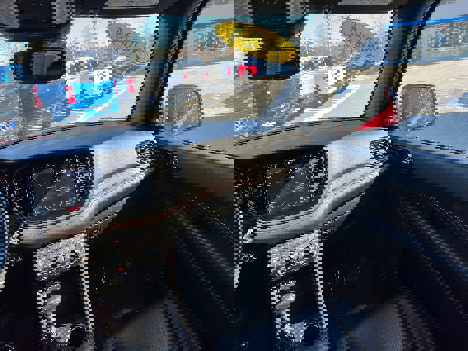 Used 2024 Dodge Durango GT image 35