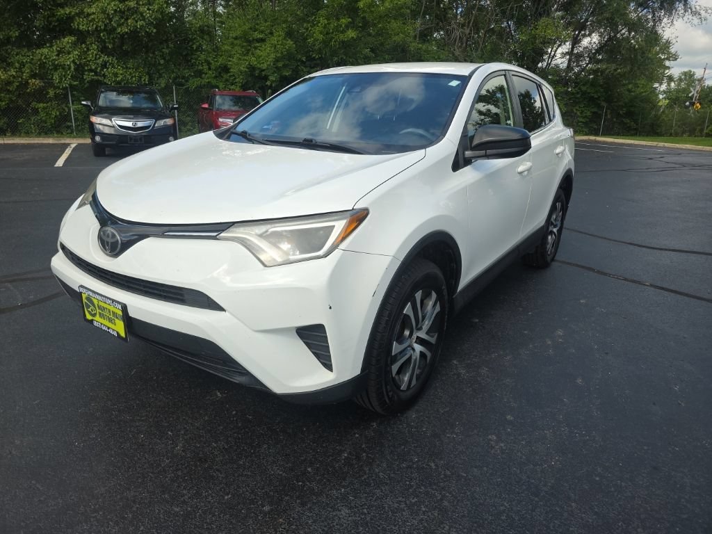 Used 2018 Toyota RAV4 LE w/ All Weather Liner Package FWD image 3