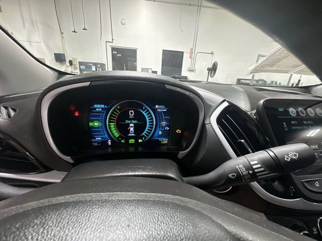 Used 2017 Chevrolet Volt LT w/ Comfort Package FWD image 14