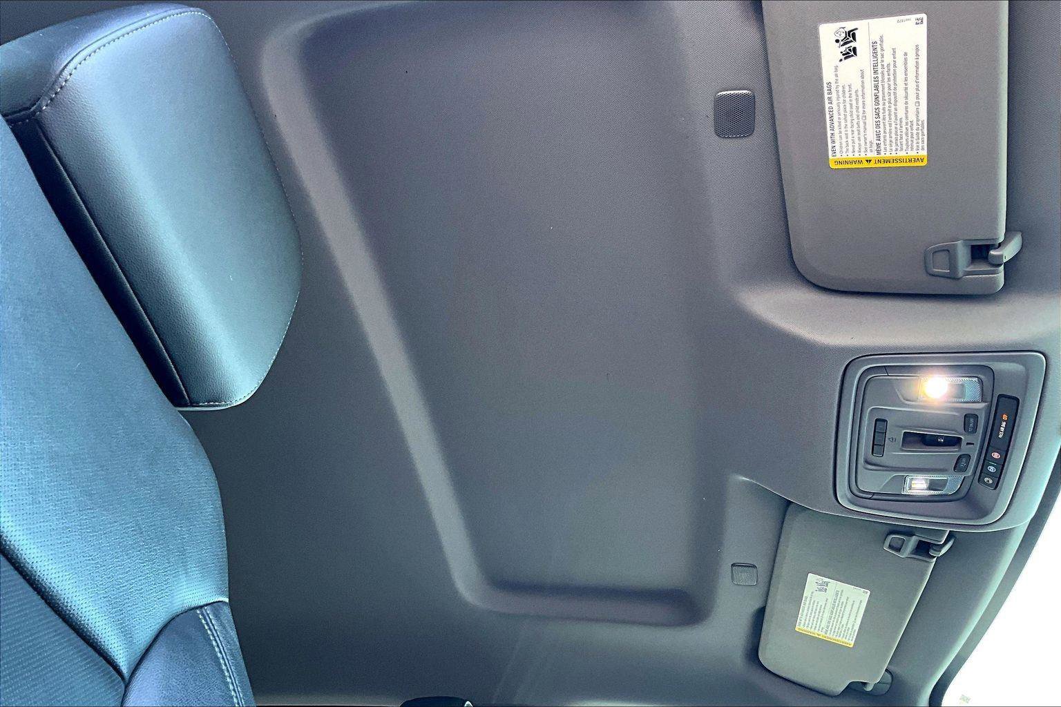 Used 2019 GMC Sierra 1500 SLT w/ SLT Premium Package AWD/4WD image 23