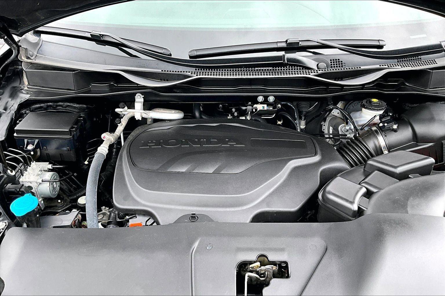 Used 2024 Honda Odyssey Sport image 11