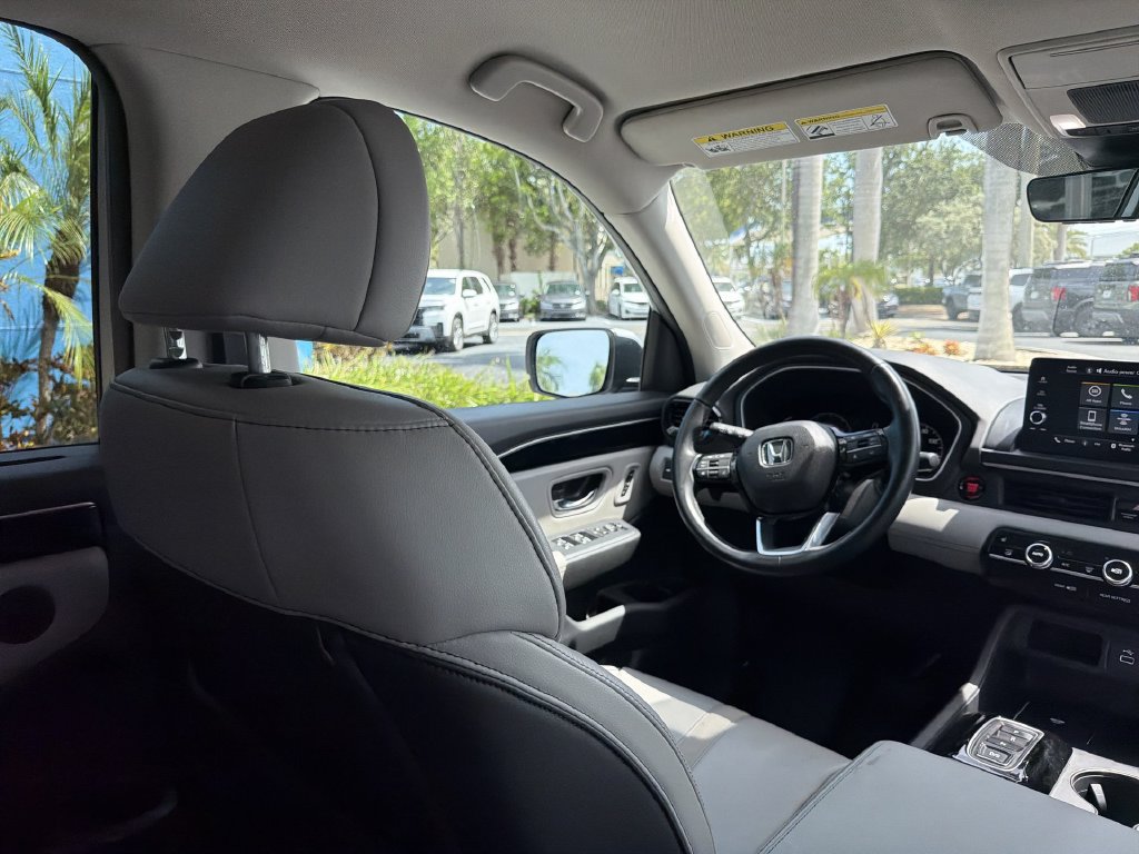 Certified 2023 Honda Pilot EX-L image 17