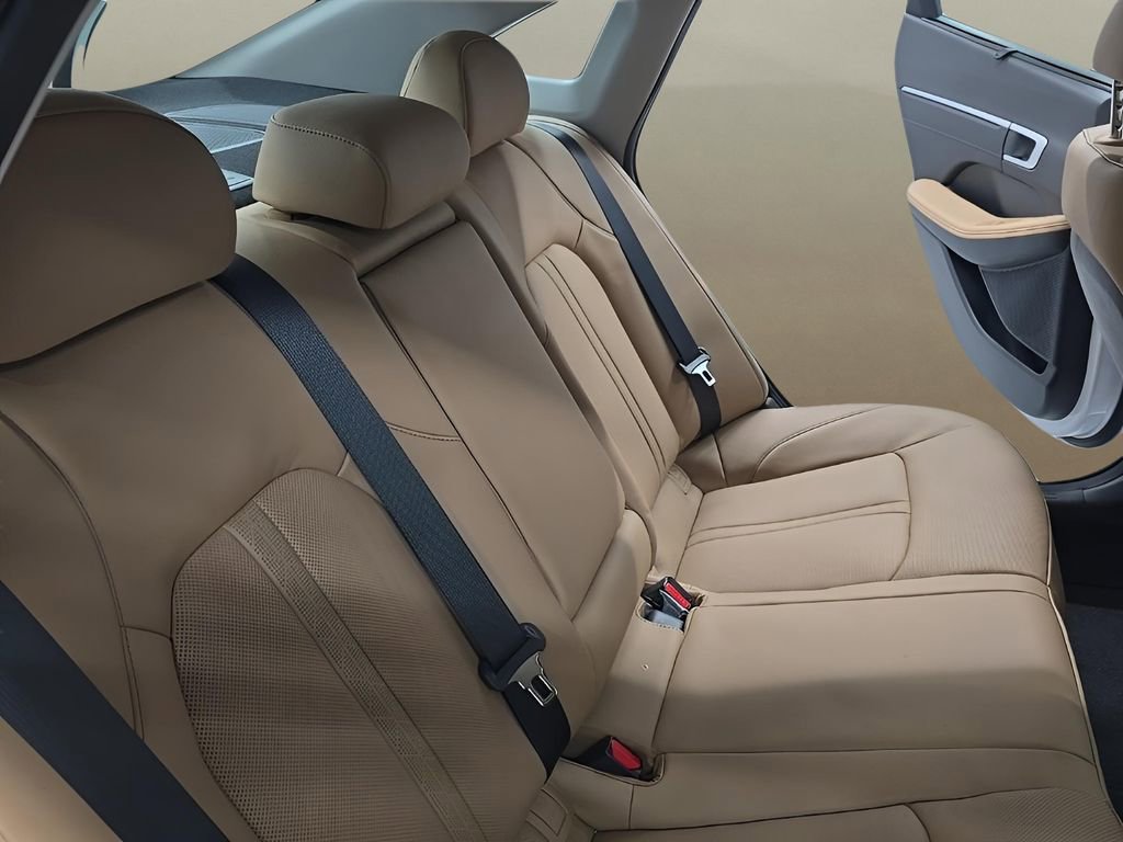 New 2026 Hyundai Sonata Limited FWD image 18