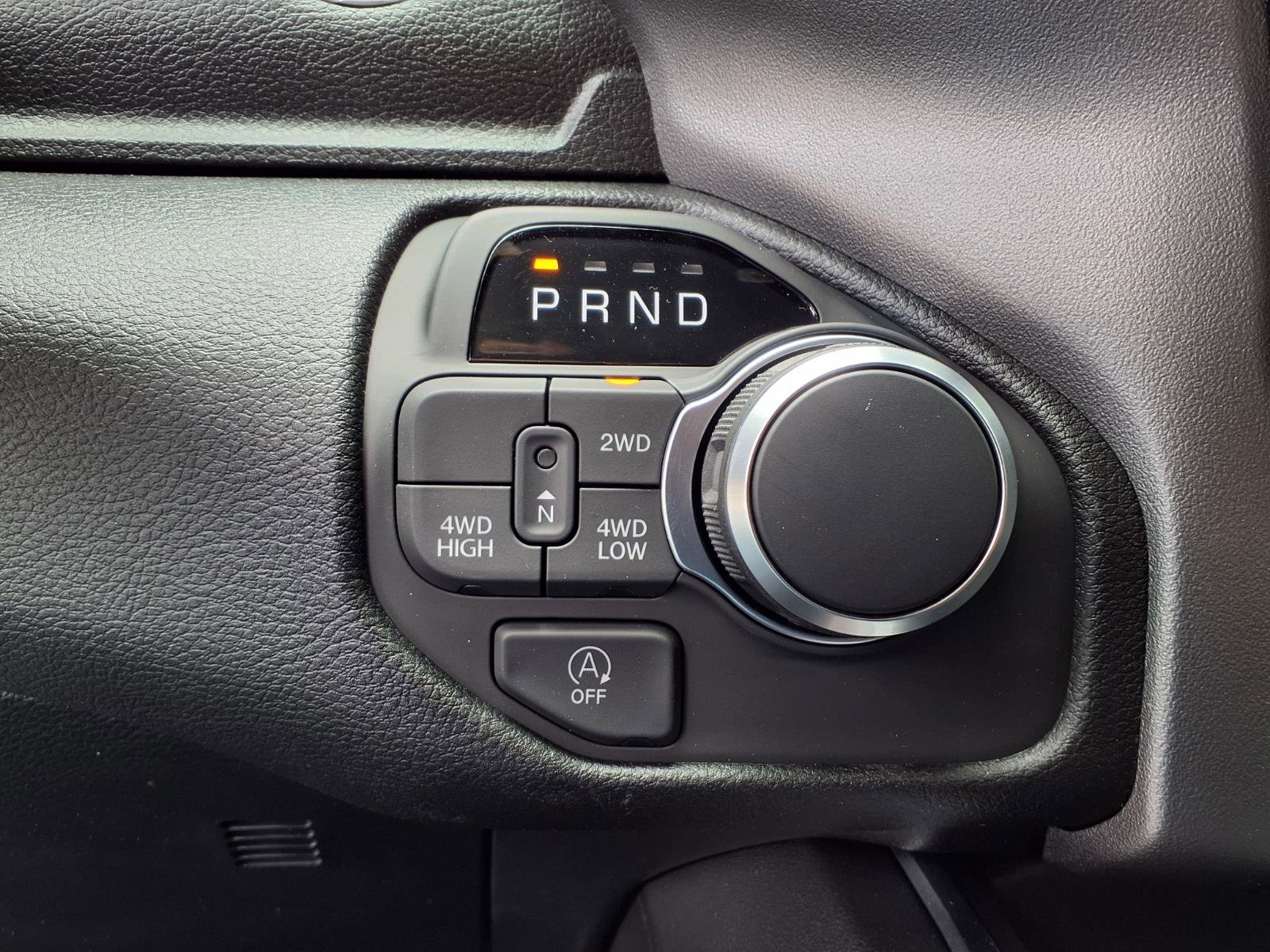 New 2026 RAM 1500 Express AWD/4WD image 13