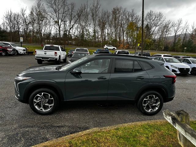 New 2026 Chevrolet Trax LT w/ Driver Confidence Package image 4