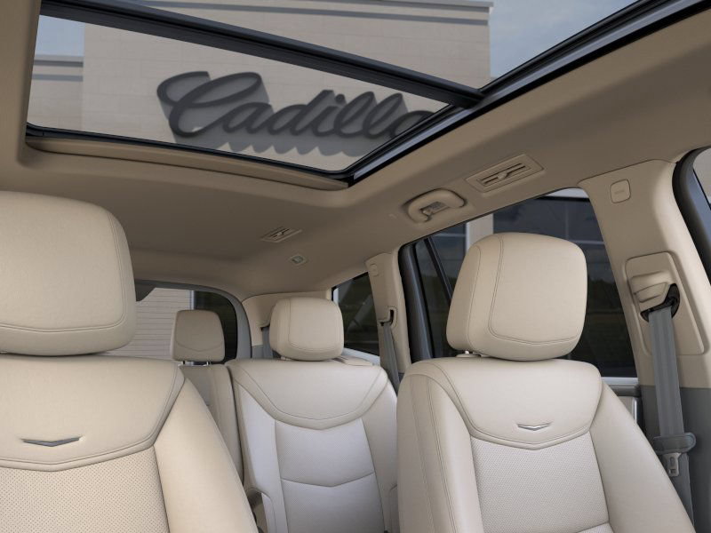 New 2025 Cadillac XT6 Premium Luxury w/ Technology Package FWD image 24