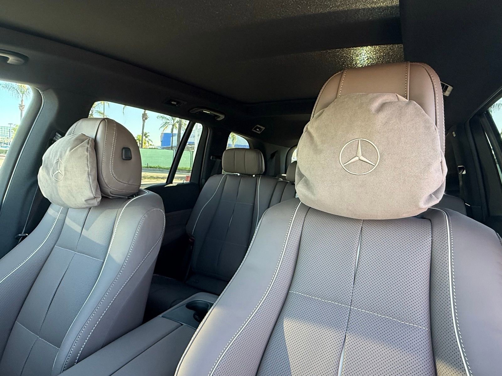 New 2026 Mercedes-Benz GLS 580 4MATIC image 18