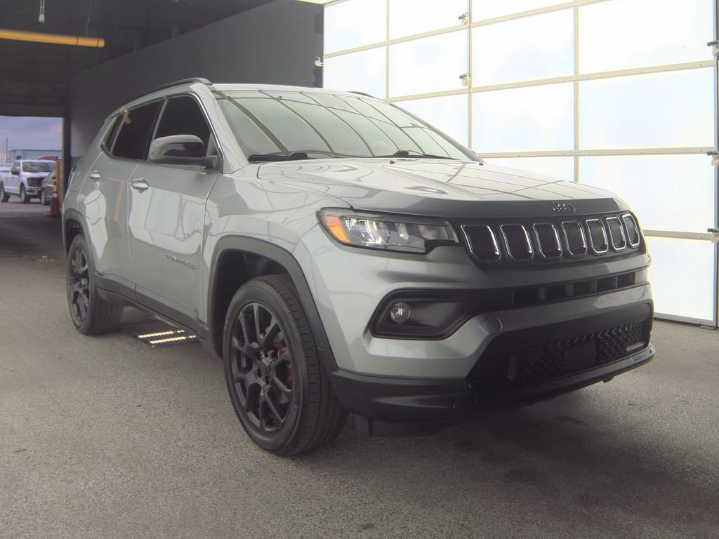 Used 2022 Jeep Compass Latitude w/ Sun and Sound Group