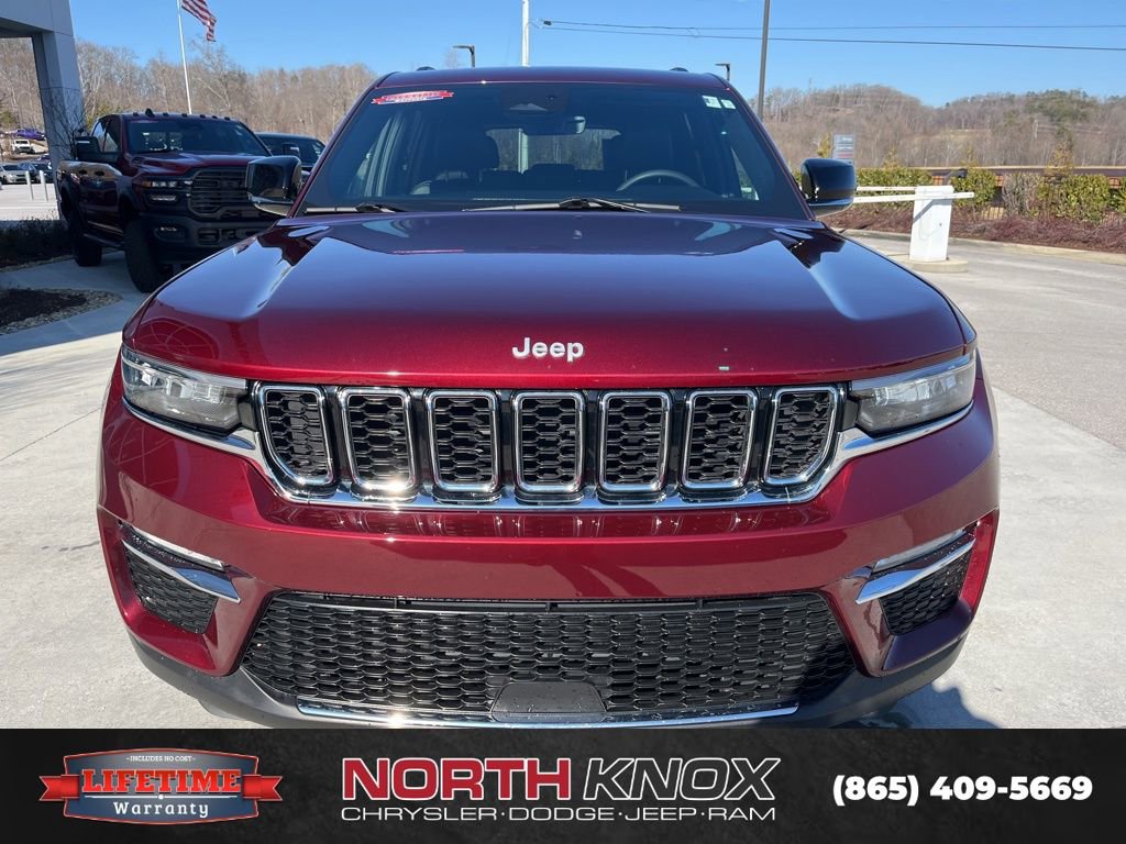 Used 2025 Jeep Grand Cherokee Limited image 30