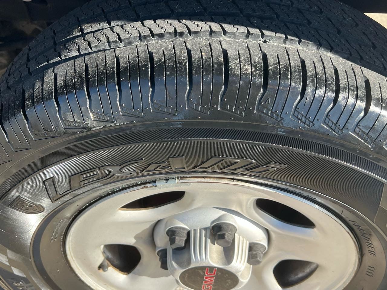Used 2003 GMC Sierra 1500 W/T RWD image 12