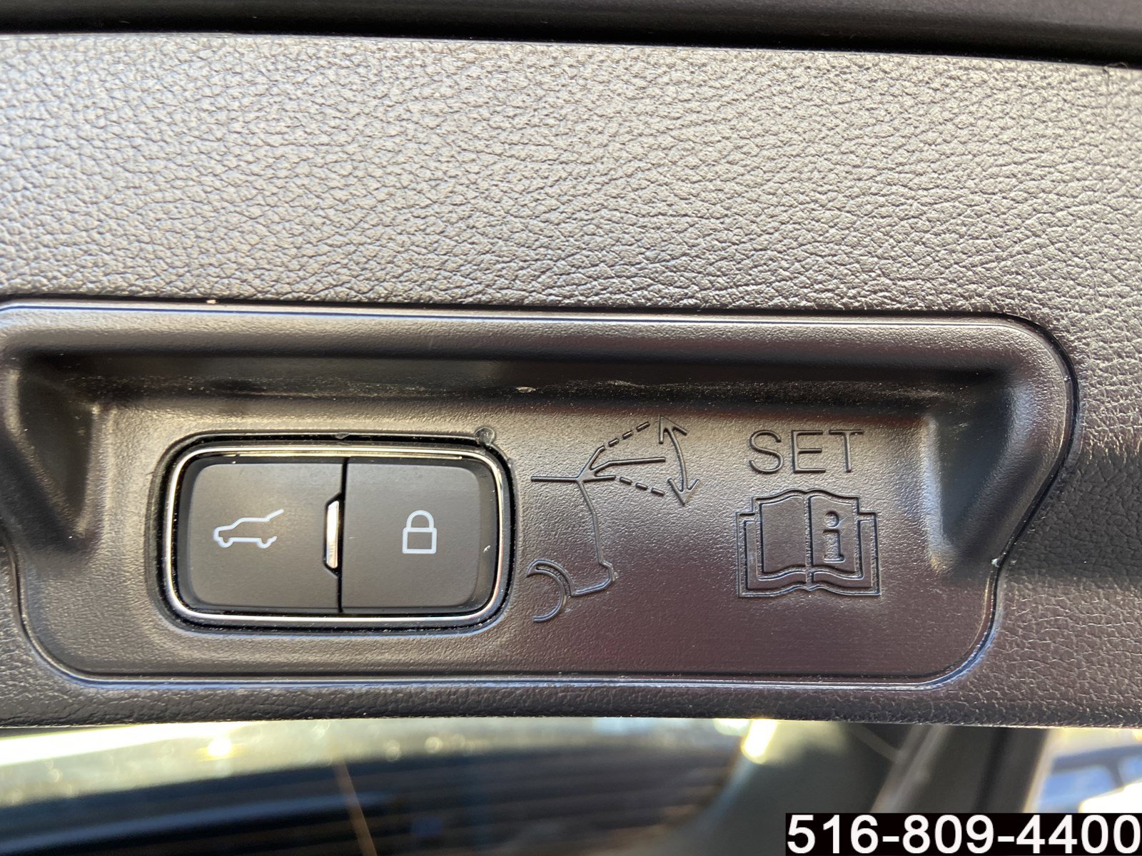 Used 2022 Ford Explorer ST-Line w/ Class IV Trailer Tow Package image 32