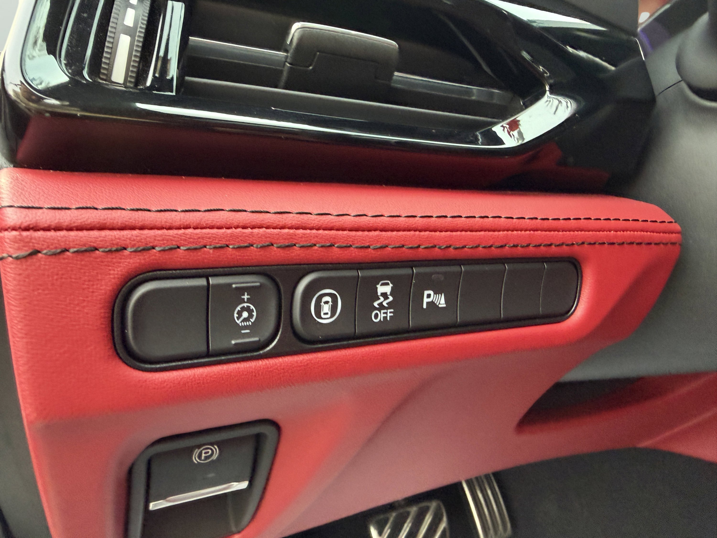 Used 2023 Acura MDX A-Spec image 30