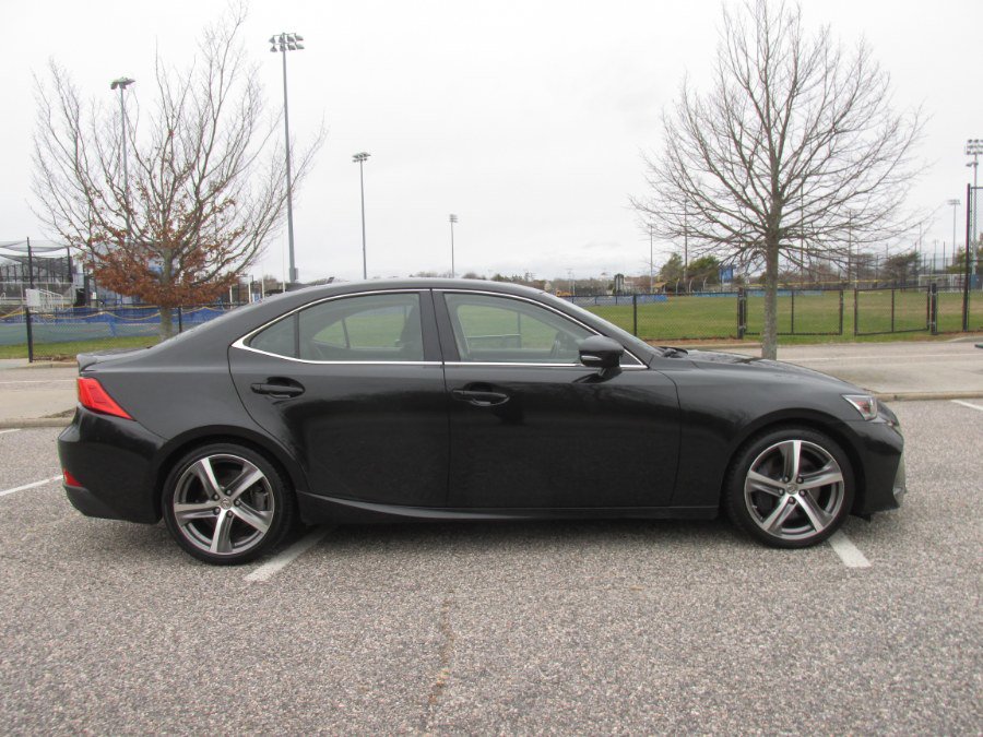Used 2020 Lexus IS 300 AWD w/ Premium Package image 9