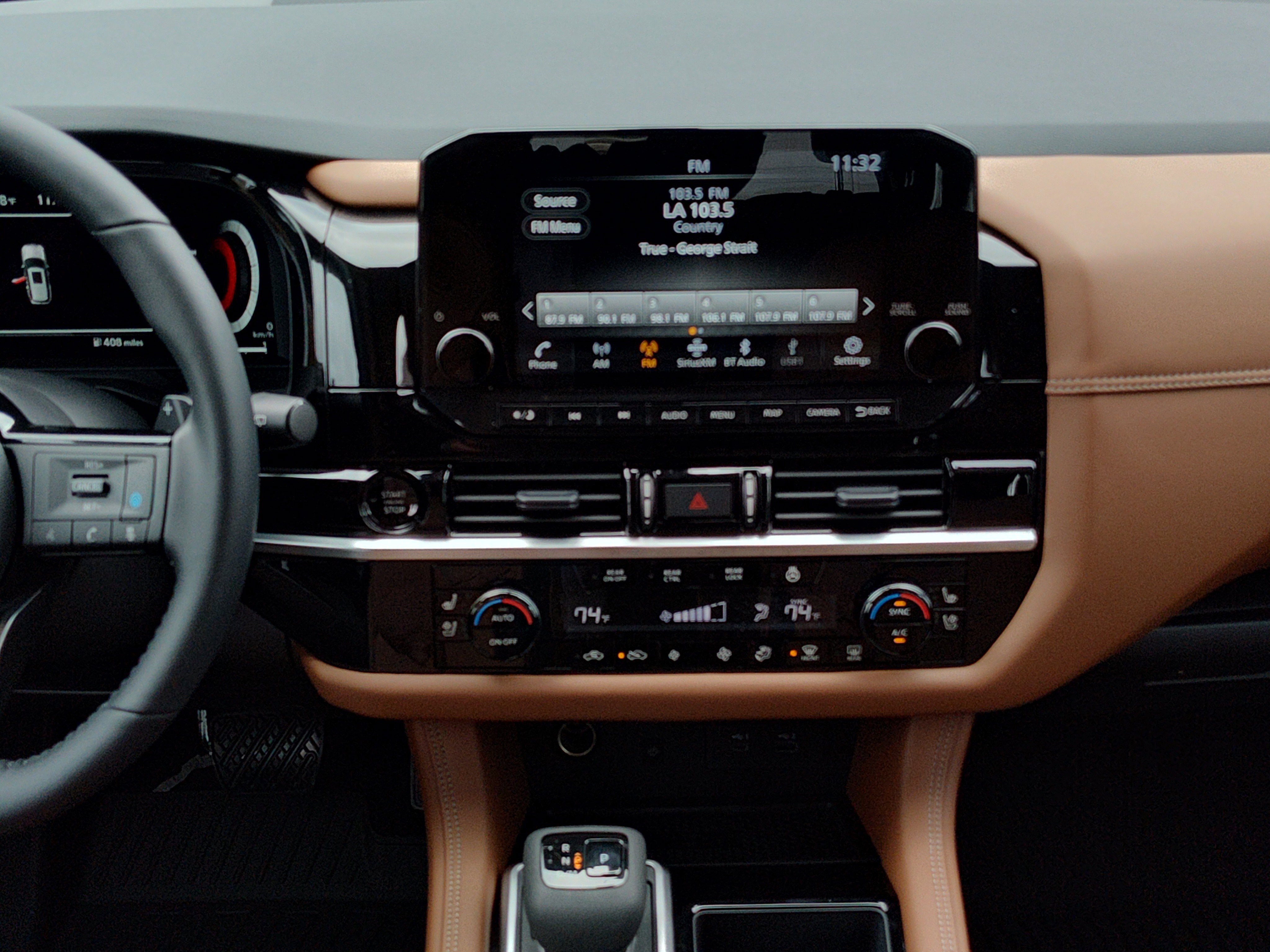 New 2025 Nissan Pathfinder Platinum image 9