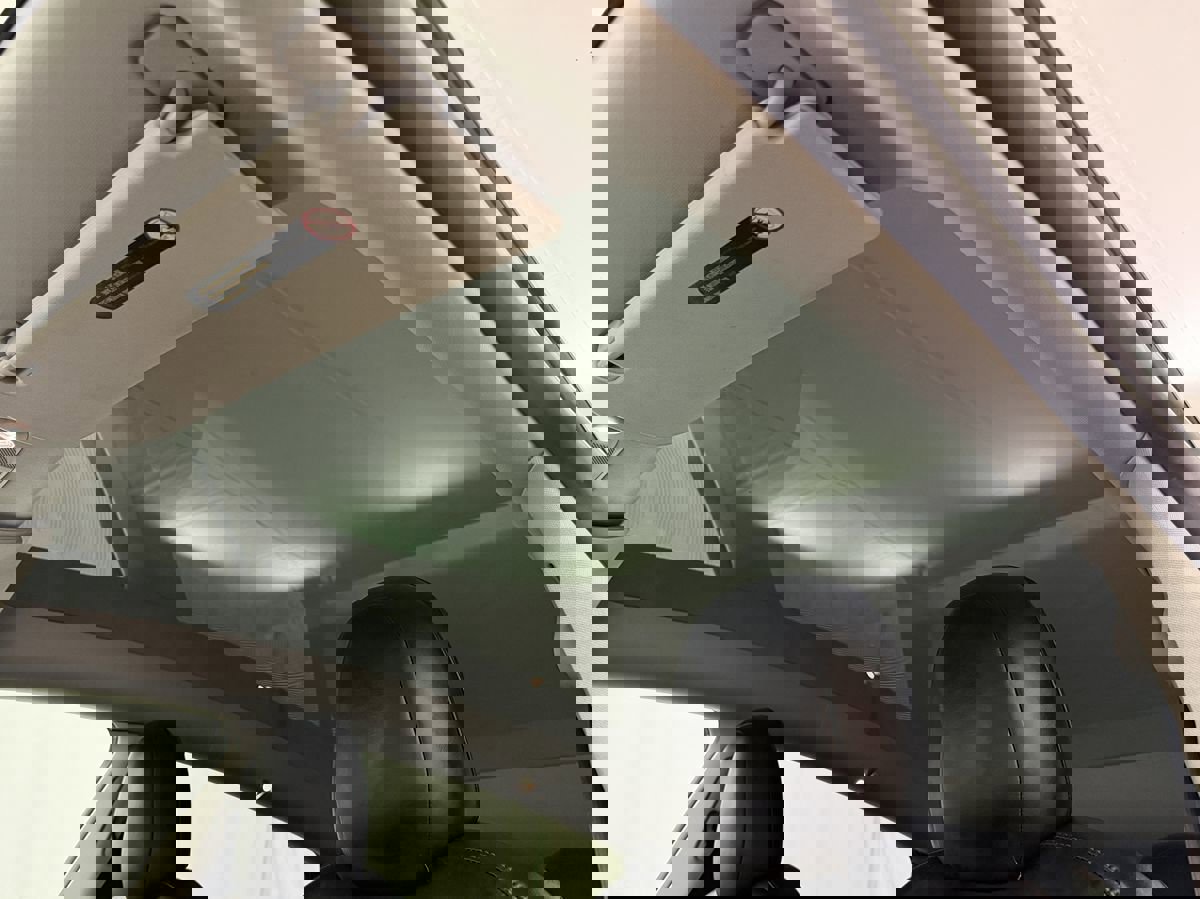 Used 2021 Tesla Model Y Long Range image 9