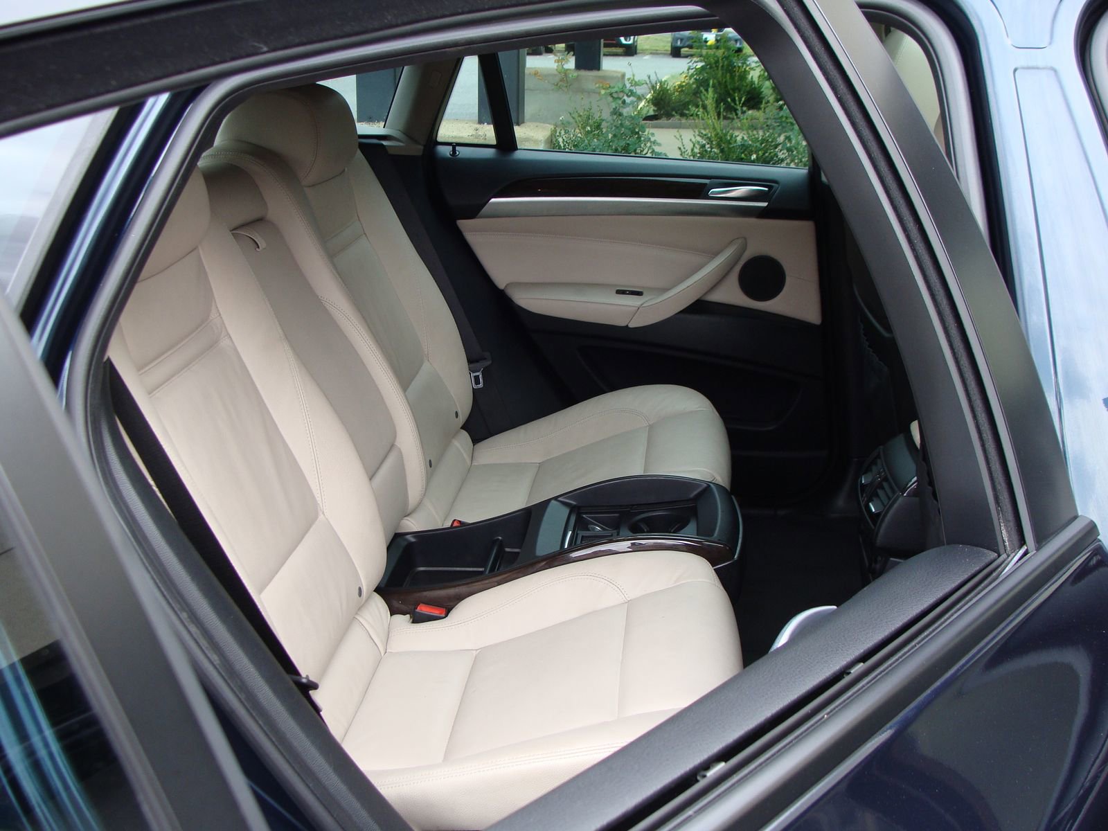 Used 2014 BMW X6 xDrive35i image 11