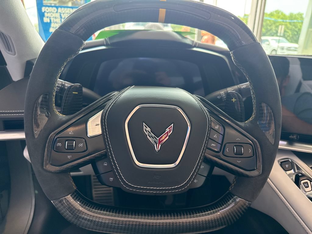 Used 2023 Chevrolet Corvette Stingray Premium Conv w/ Z51 Performance Package RWD image 19