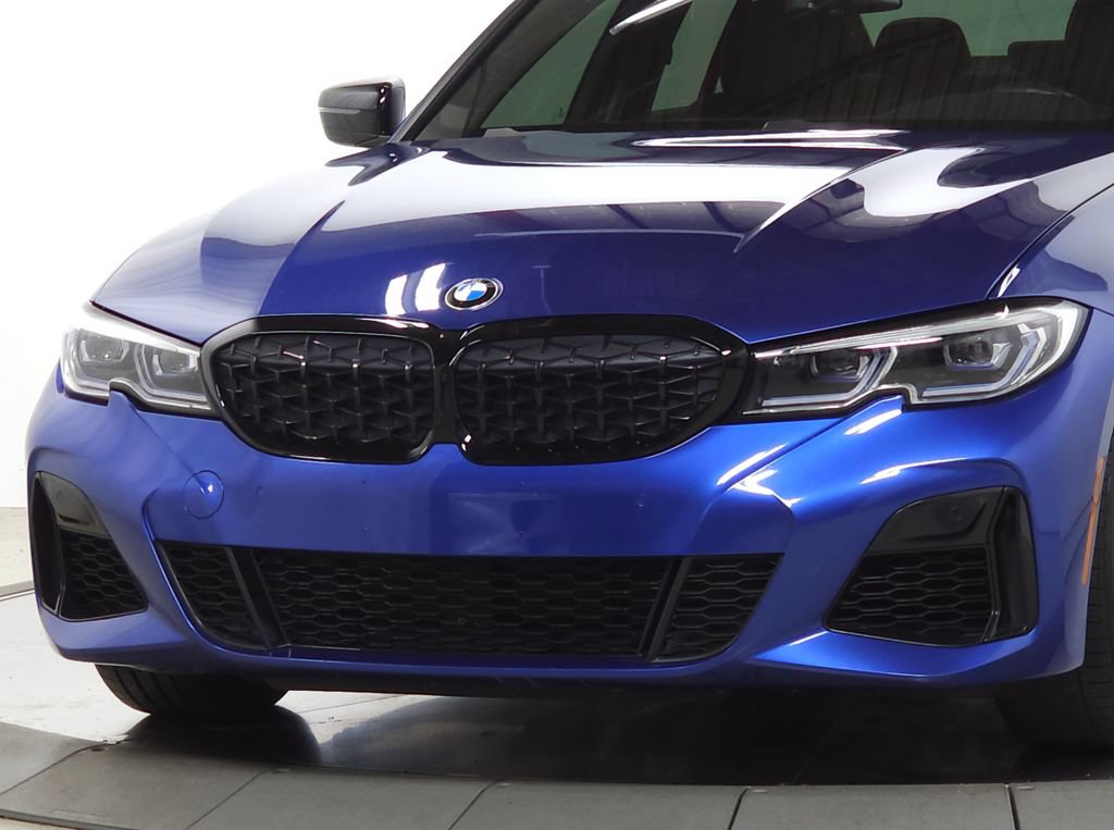 Used 2022 BMW M340i xDrive w/ Driving Assistance Package AWD/4WD image 3