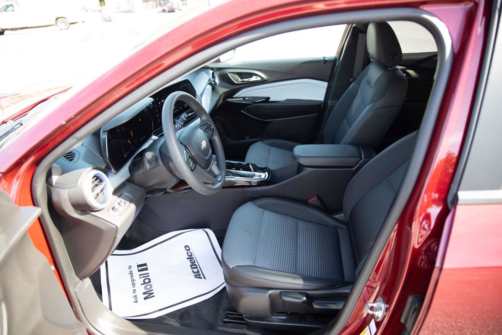 Certified 2024 Chevrolet Trax LT image 19