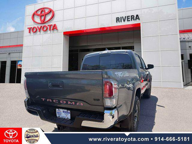 Certified 2023 Toyota Tacoma TRD Off-Road AWD/4WD image 4