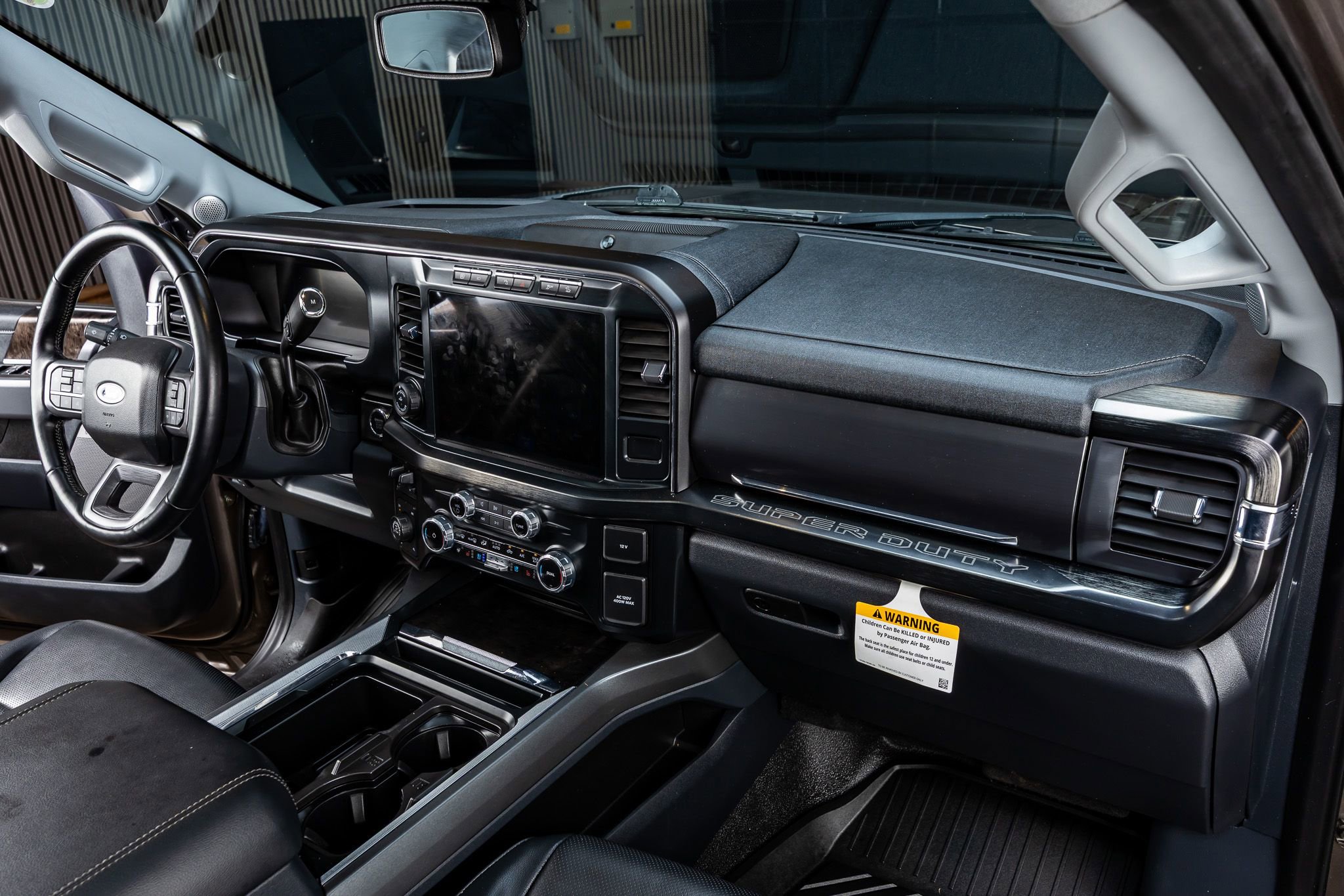 Used 2023 Ford F250 Lariat w/ Lariat Ultimate Package image 17