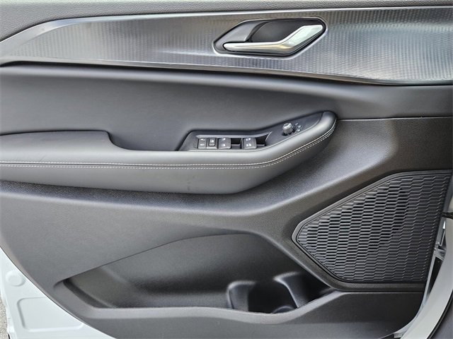 New 2025 Jeep Grand Cherokee L Altitude image 15