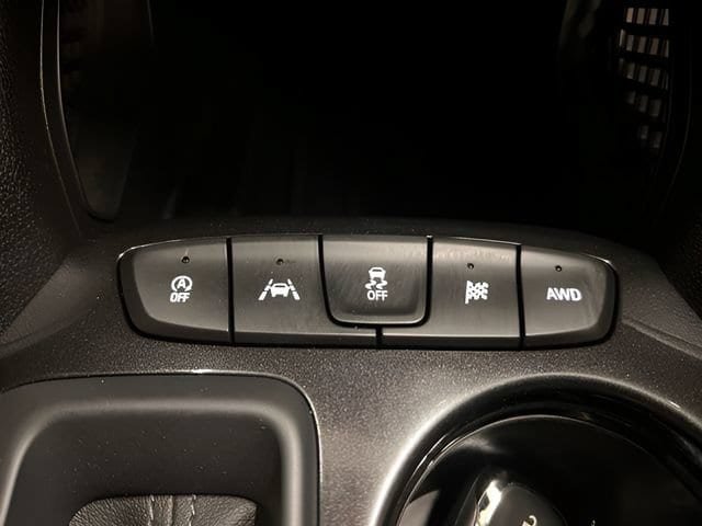 Certified 2025 Chevrolet TrailBlazer LS AWD/4WD image 25