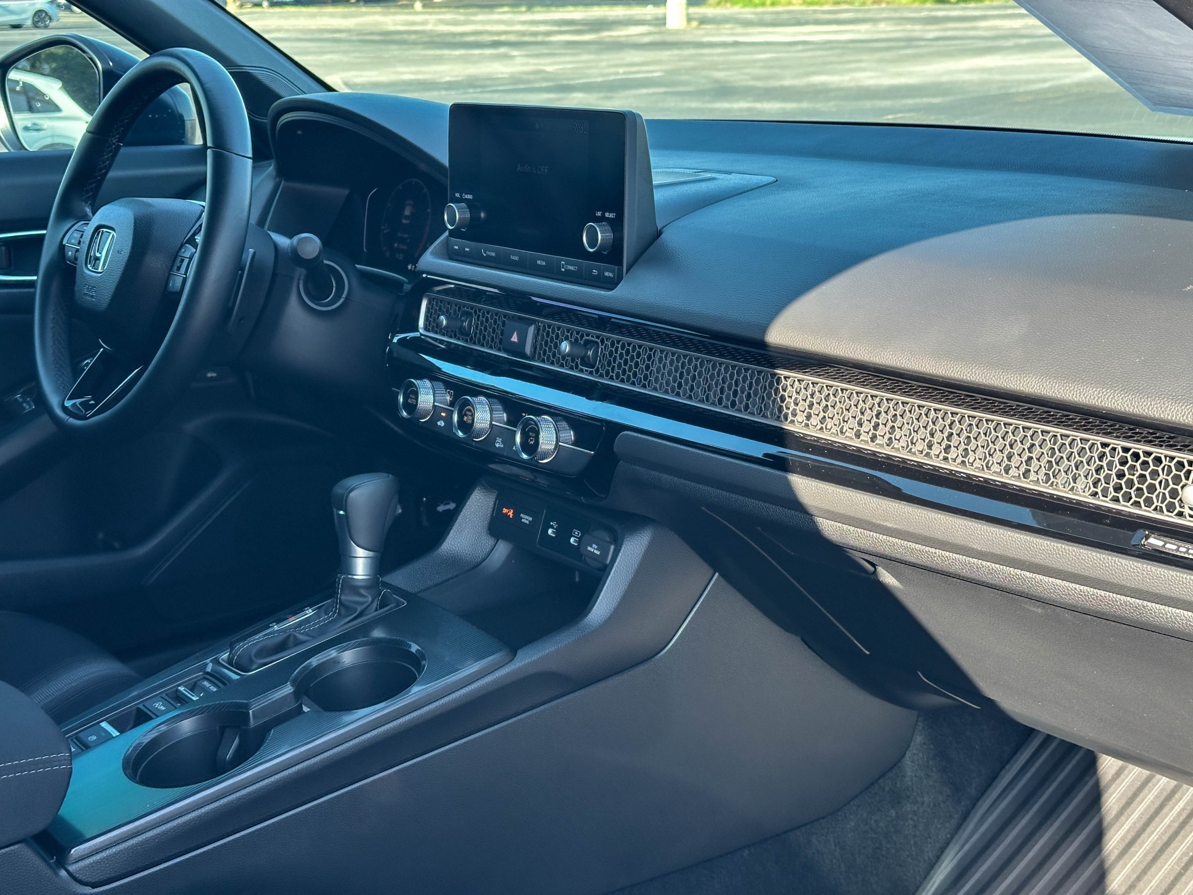Used 2025 Honda Civic Sport image 23