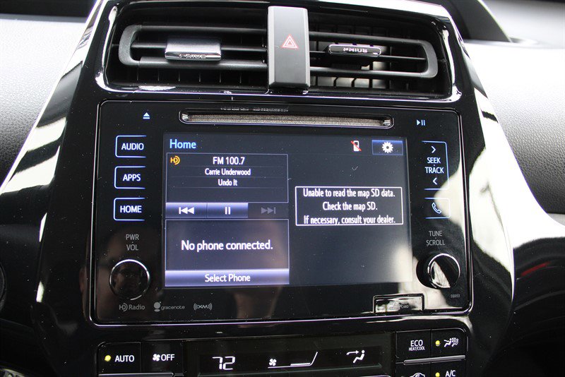 Used 2016 Toyota Prius Three image 11