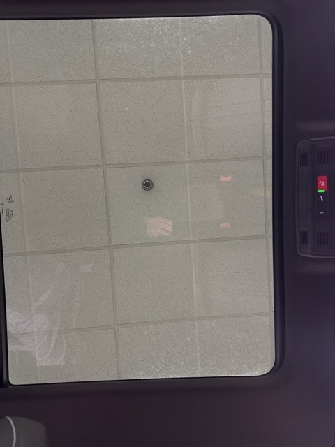 Used 2024 Volkswagen Tiguan SE R-Line image 35