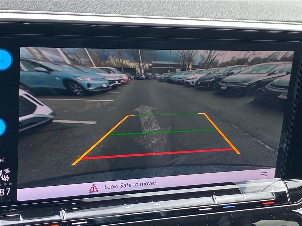 New 2026 Volkswagen Atlas SE image 9