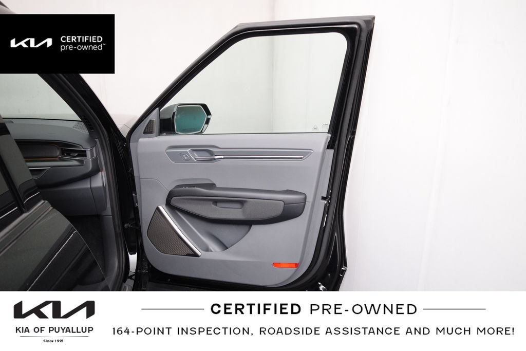 Certified 2024 Kia EV9 GT-Line AWD/4WD image 16
