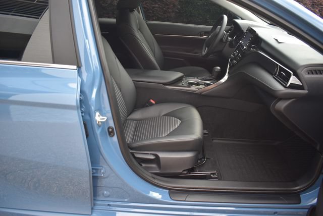 Used 2023 Toyota Camry SE w/ Convenience Package FWD image 21