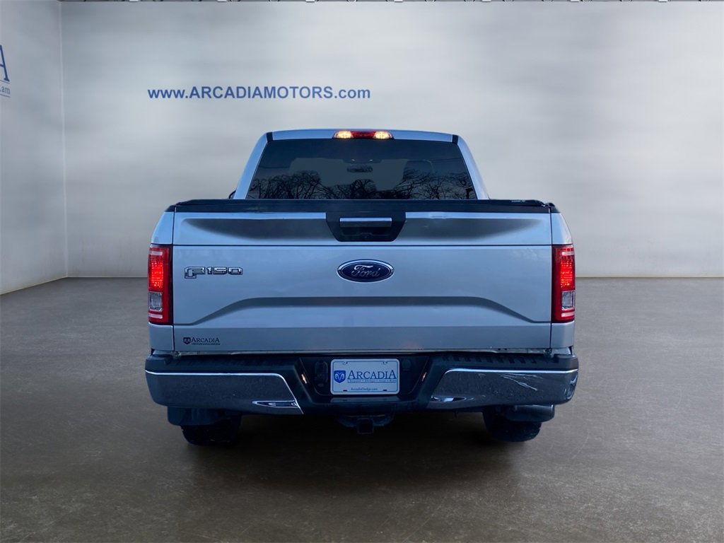 Used 2015 Ford F150 XLT w/ Equipment Group 301A Mid image 4