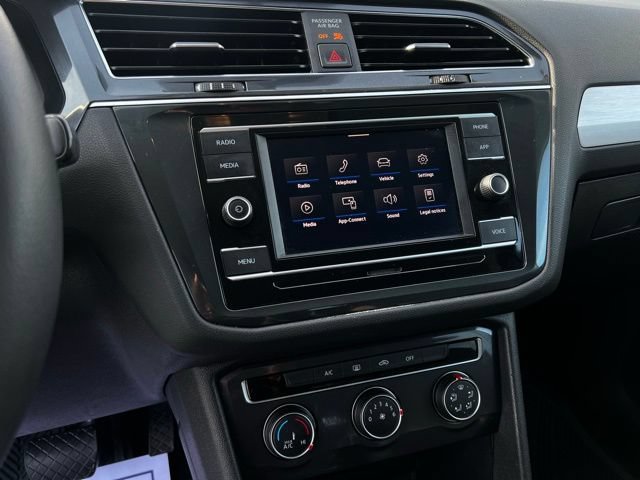 Used 2020 Volkswagen Tiguan S FWD image 37