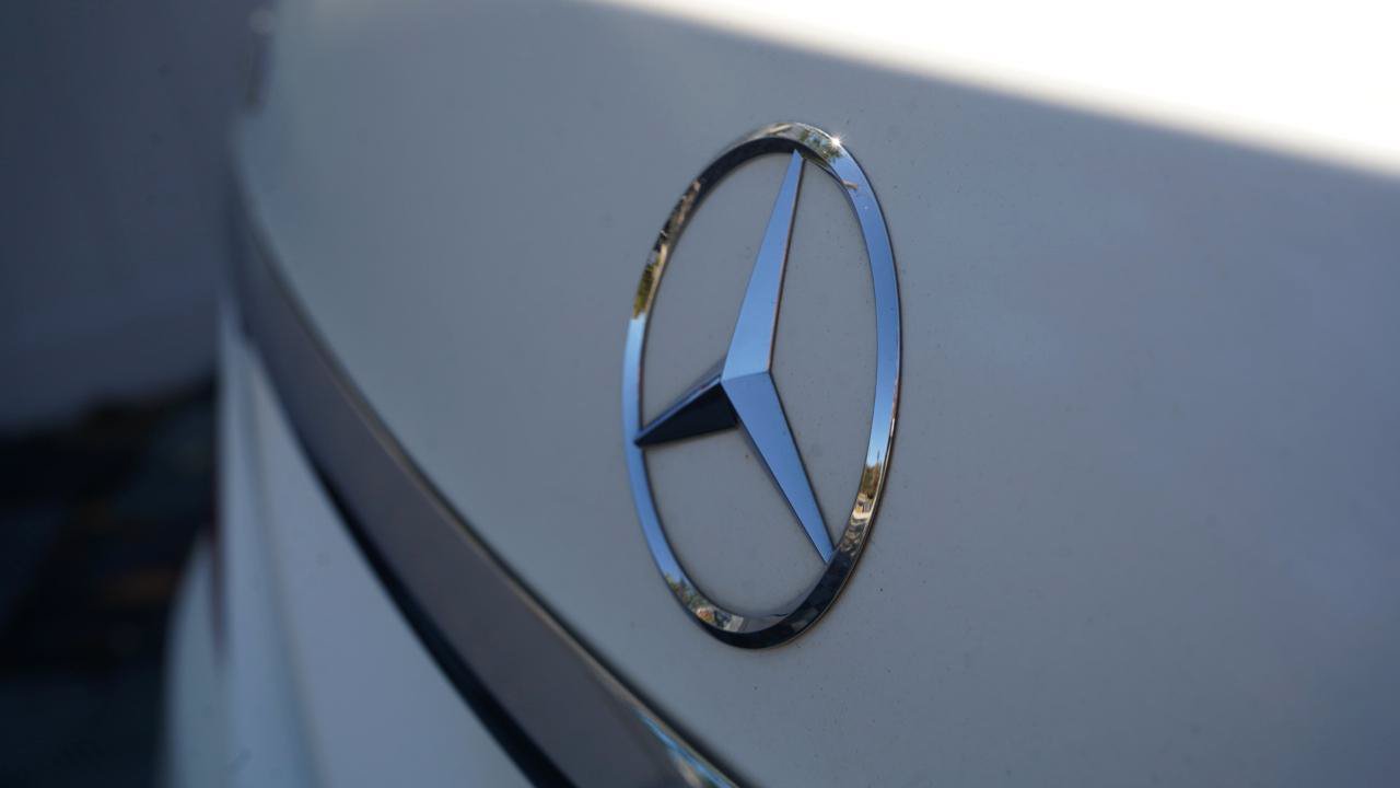 Used 2015 Mercedes-Benz S 63 AMG 4MATIC Sedan image 36