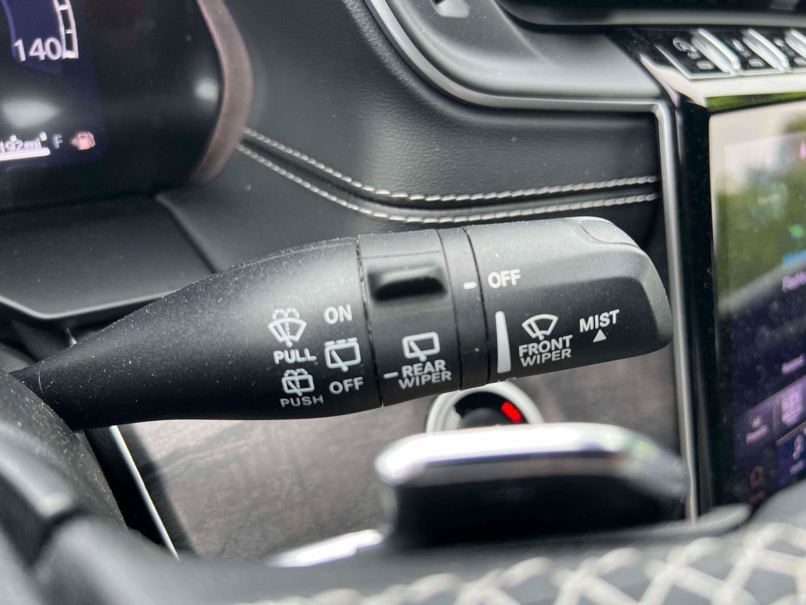 Used 2024 Jeep Grand Cherokee Limited AWD/4WD image 16