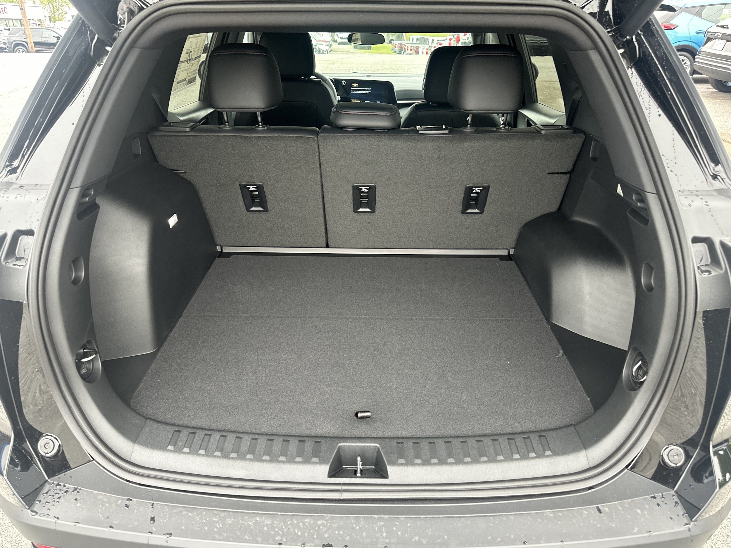 New 2027 Chevrolet Equinox RS FWD image 18