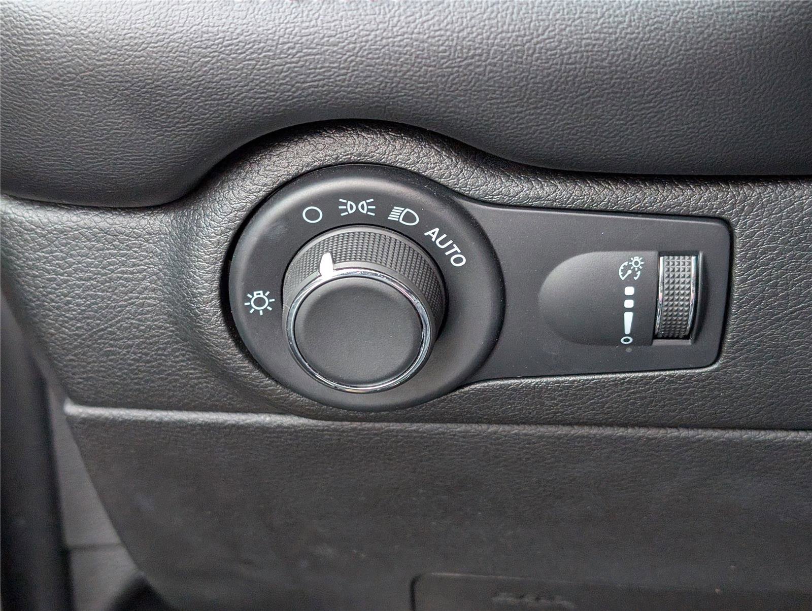 Used 2023 Dodge Durango GT image 20