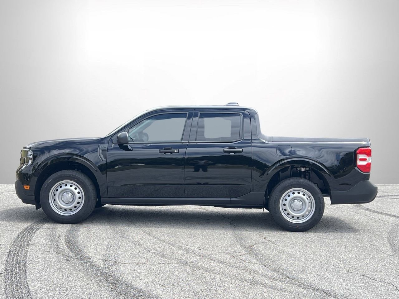 New 2026 Ford Maverick XL FWD image 19