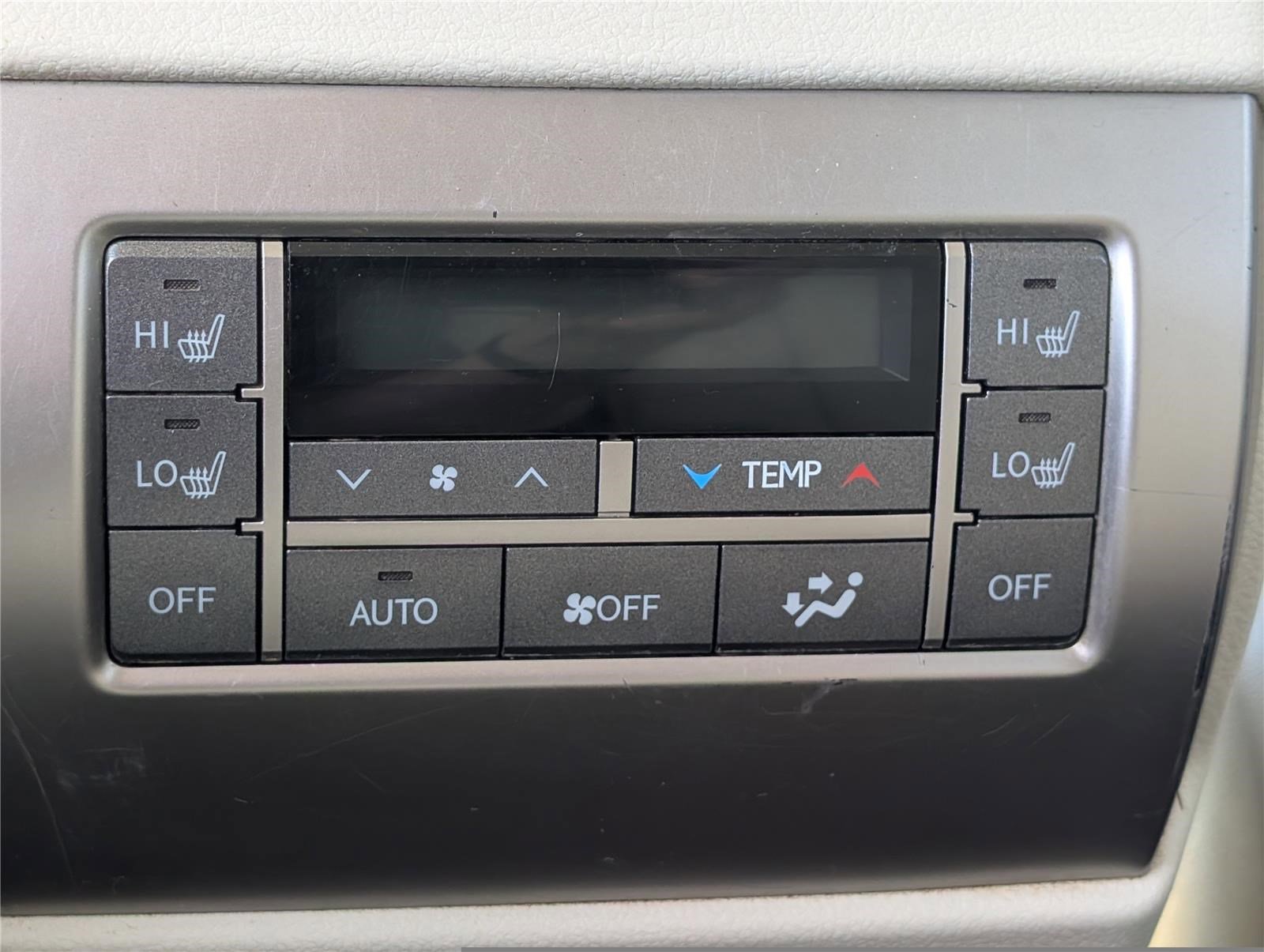 Used 2019 Lexus GX 460 Premium w/ Premium Package image 16