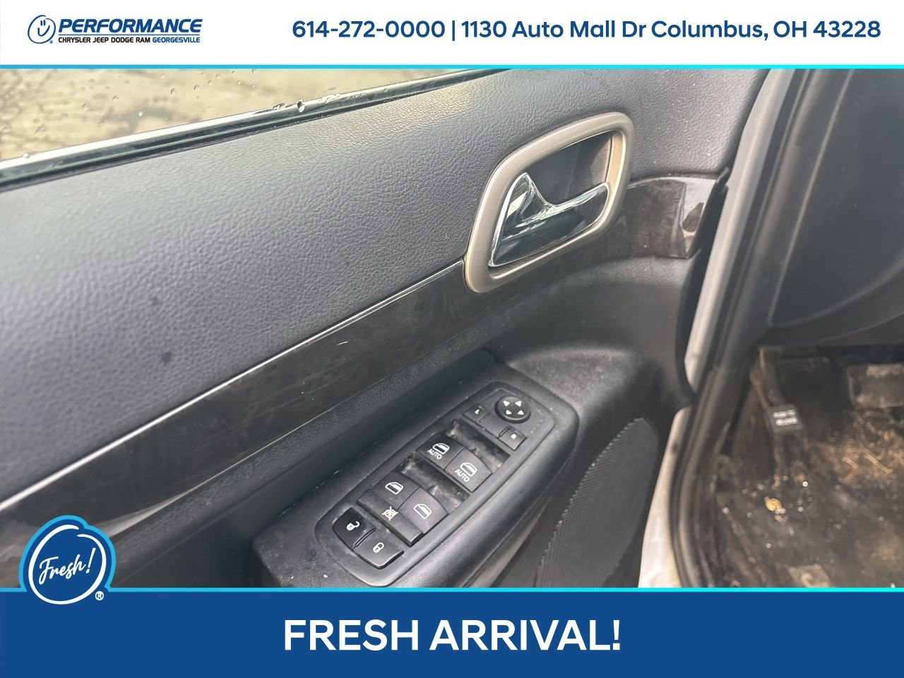 Used 2012 Jeep Grand Cherokee Laredo w/ Laredo E Group image 18