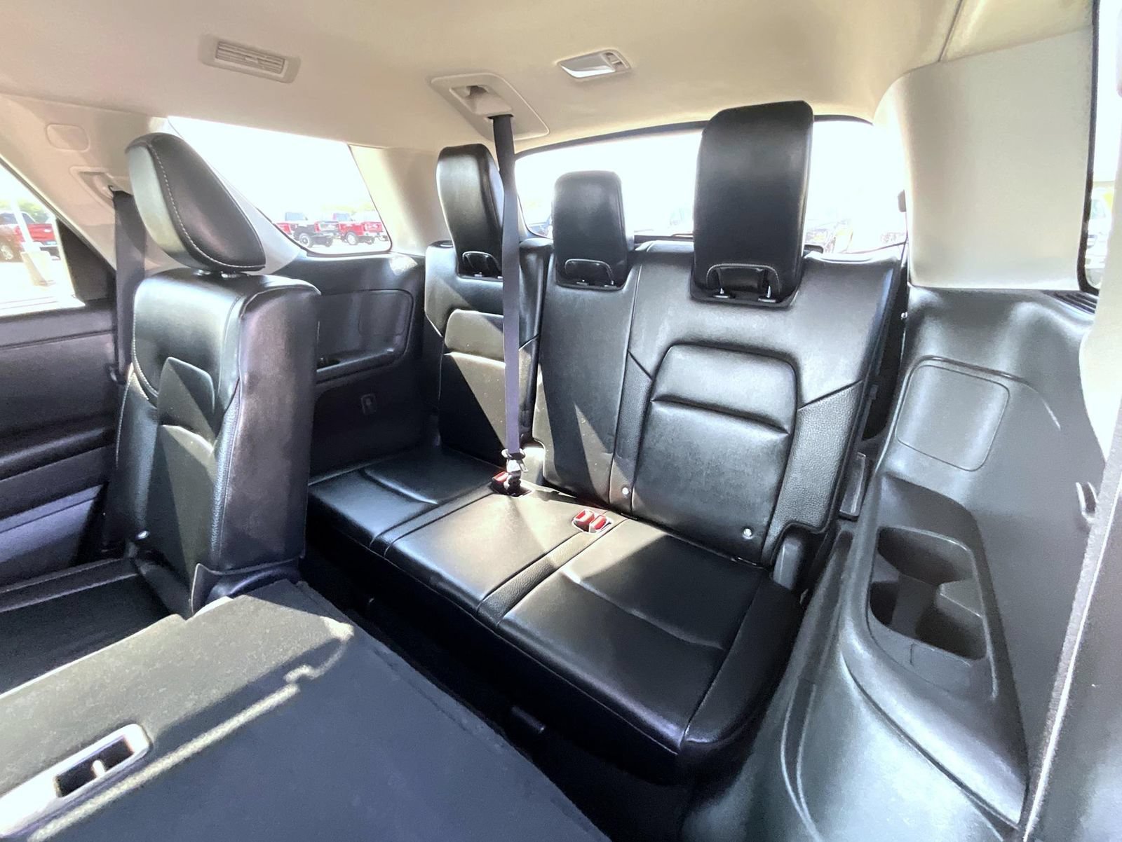 Used 2023 Nissan Pathfinder SL w/ Lighting Package (N92) AWD/4WD image 21