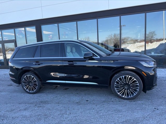 New 2026 Lincoln Aviator Black Label w/ Dynamic Handling Package image 2