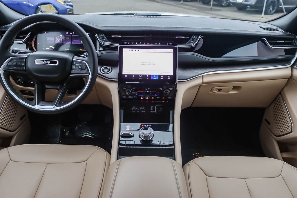 Used 2023 Jeep Grand Cherokee 4WD 4xe image 18