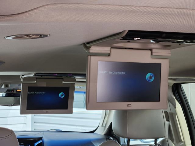 Used 2019 Cadillac Escalade ESV Premium Luxury image 31