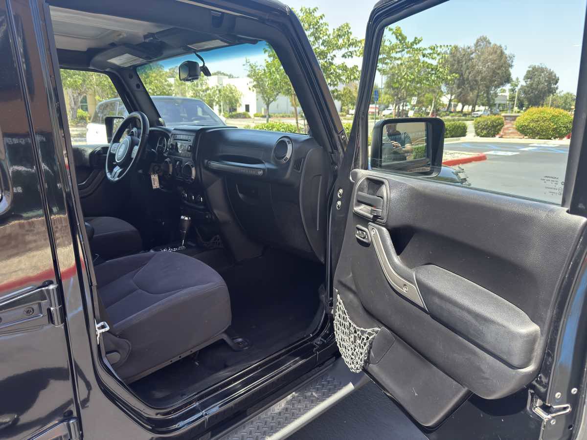 Used 2013 Jeep Wrangler Unlimited Sport image 42