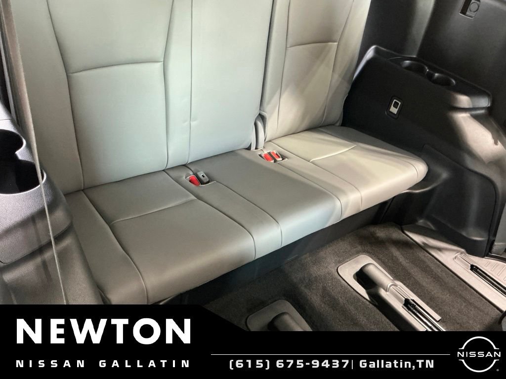Used 2024 Toyota Highlander XLE AWD/4WD image 22