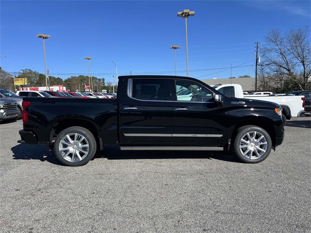 New 2026 Chevrolet Silverado 1500 High Country image 2