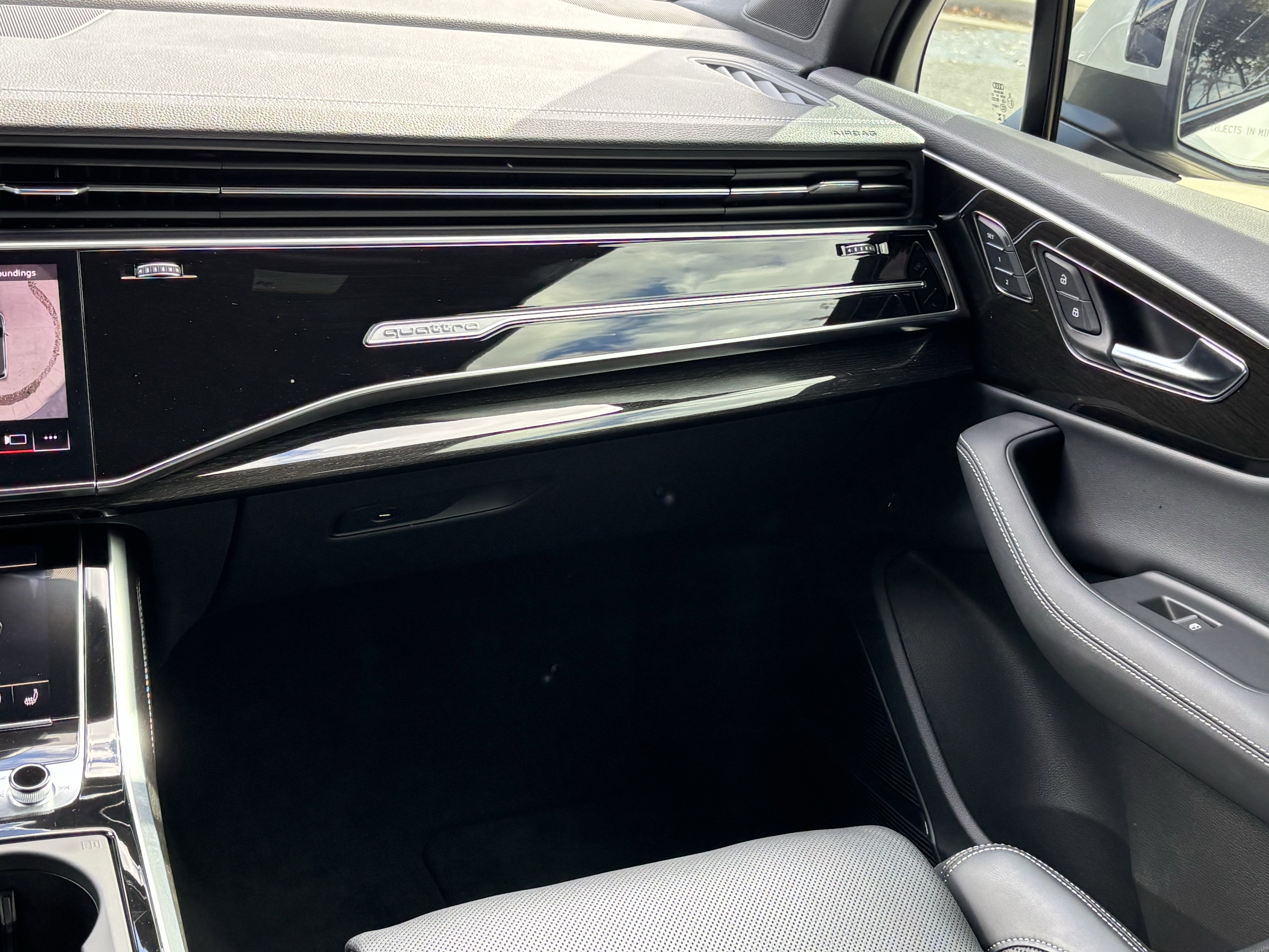 Used 2025 Audi Q7 3.0T Prestige image 18